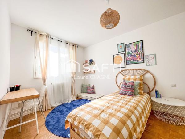 Maison familiale avec jardin, au calme