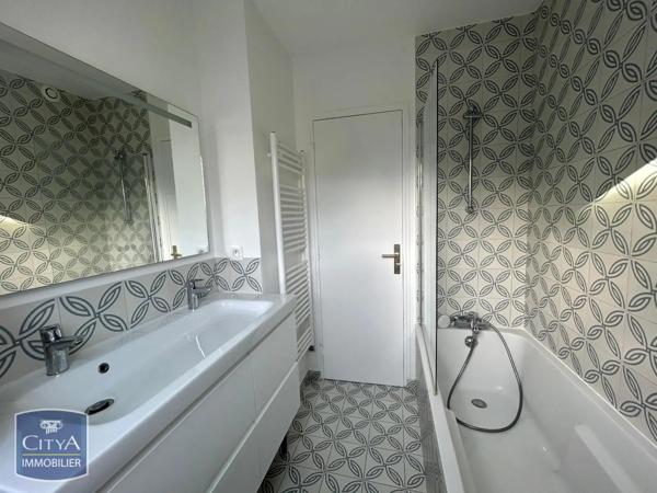 Appartement à louer 3 pièces 69.8m²