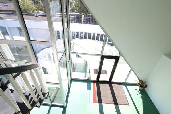 Location local commercial Saint-Jeoire - 137 m² - 1 490 €/mois