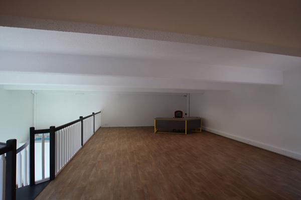 Location local commercial Saint-Jeoire - 137 m² - 1 490 €/mois