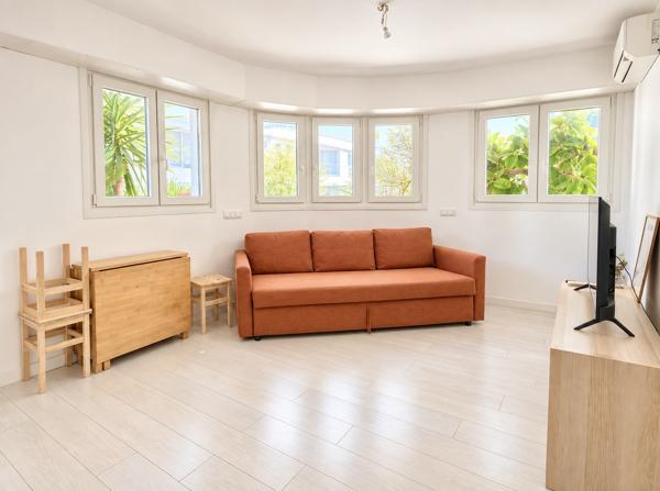 Appartement
         2 pièces
        - 40 m² Exclusivité 232 100 € *