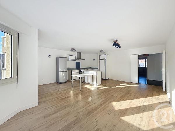 Appartement F3 à vendre  3 pièces - 77,79 m2 LYON - 69007