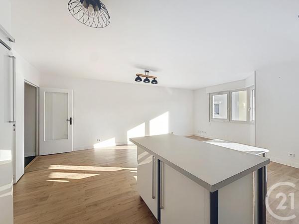 Appartement F3 à vendre  3 pièces - 77,79 m2 LYON - 69007