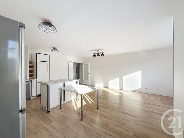 Appartement F3 à vendre  3 pièces - 77,79 m2 LYON - 69007