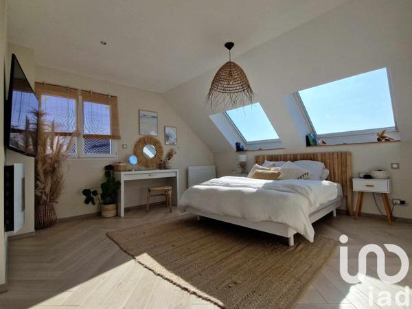 Pavillon 7 pièces de 200 m² à Mathonville (76680)