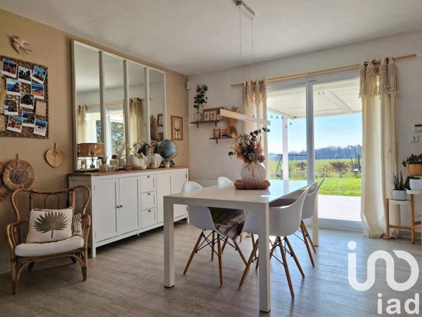 Pavillon 7 pièces de 200 m² à Mathonville (76680)