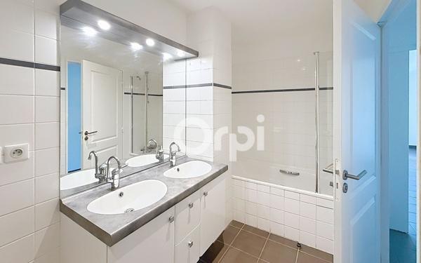 Appartement à louer    4 pièces •  Nancy