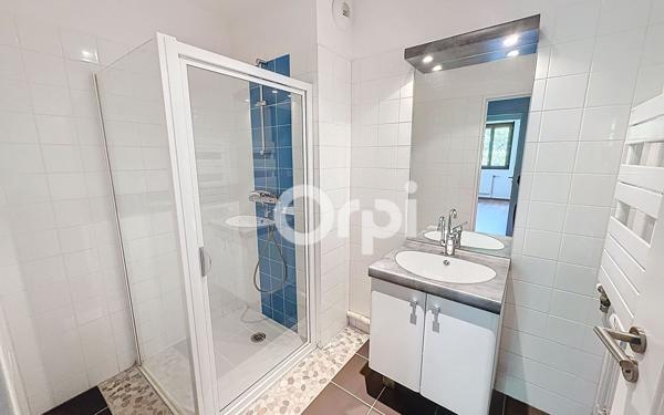 Appartement à louer    4 pièces •  Nancy