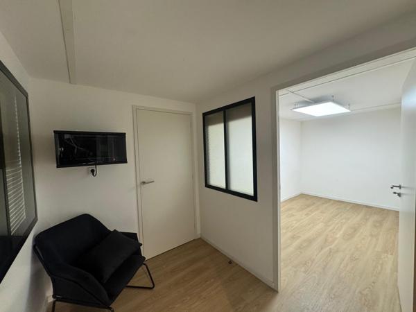 Castelnau-le-Lez (34170) Bureaux de 60m2 + Garage - Centre Ville Castelnau - 3 bureaux indépendants