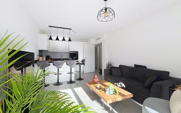 Appartement à vendre    4 pièces • 75 m2 Mougins