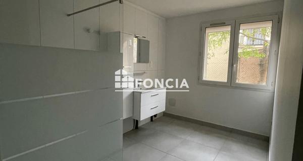 Location Appartement 3 pièces 71.2 m² - Gardanne 13120