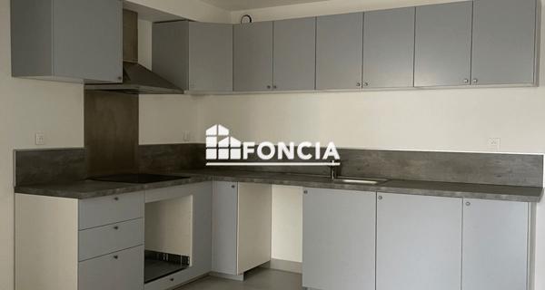 Location Appartement 3 pièces 71.2 m² - Gardanne 13120