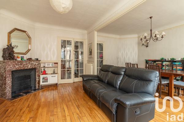 Appartement 4 pièces de 84 m² à Paris (75020)
