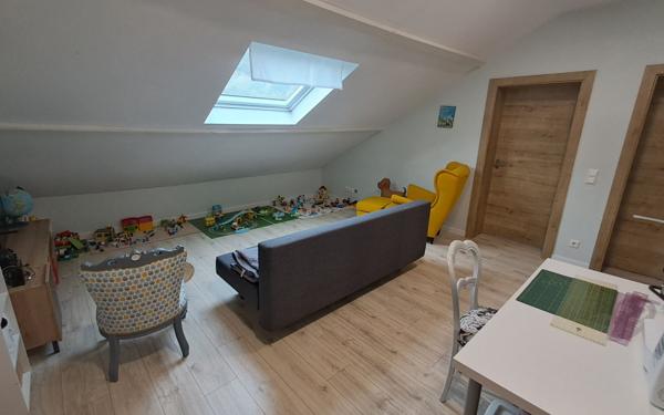 Maison à vendre    7 pièces • 168 m2 Knutange