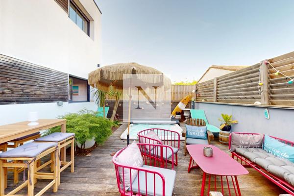 Maison familiale avec terrasses et jacuzzi – La Rochelle