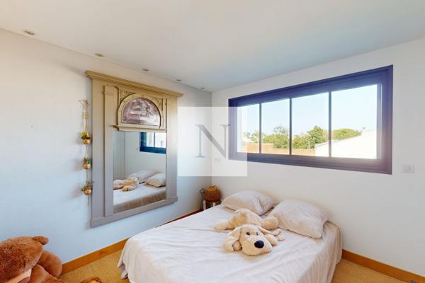 Maison familiale avec terrasses et jacuzzi – La Rochelle