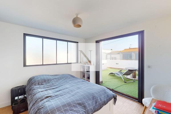 Maison familiale avec terrasses et jacuzzi – La Rochelle