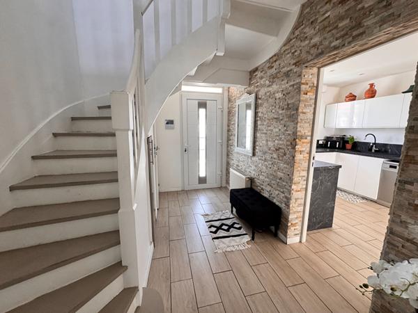 33150 CENON - Maison 6 pièces de 134 m² avec jardin plein sud à vendre