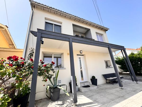33150 CENON - Maison 6 pièces de 134 m² avec jardin plein sud à vendre