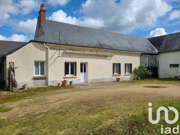 Maison rustique 3 pièces de 64 m² à Vernoil-le-Fourrier (49390)