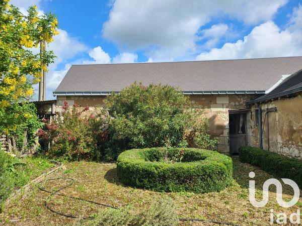 Maison rustique 3 pièces de 64 m² à Vernoil-le-Fourrier (49390)