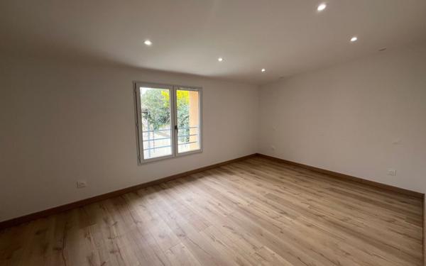 Appartement à louer    3 pièces • 69,04 m2 Castelnaudary