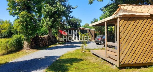 ANCIEN CAMPING 8 CHALETS à LAAS