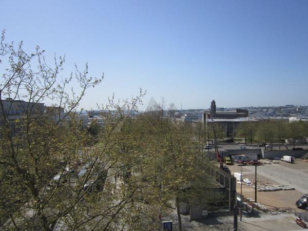 A LOUER BREST APPARTEMENT T3 CENTRE VILLE VUE MER BALCON ASCENSEUR