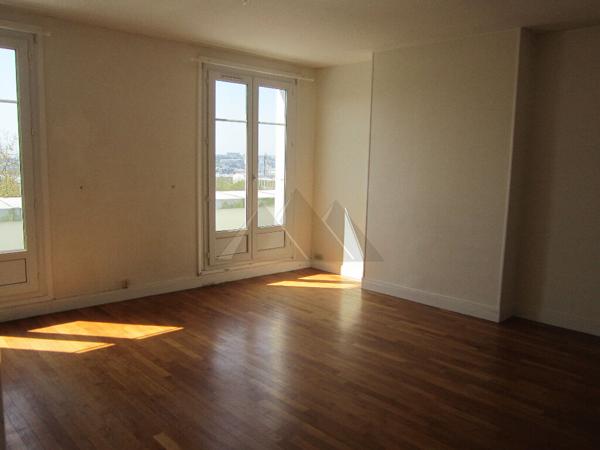 A LOUER BREST APPARTEMENT T3 CENTRE VILLE VUE MER BALCON ASCENSEUR