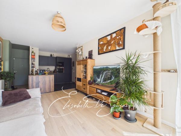 3 pièces avec extérieur privé de 174 m2