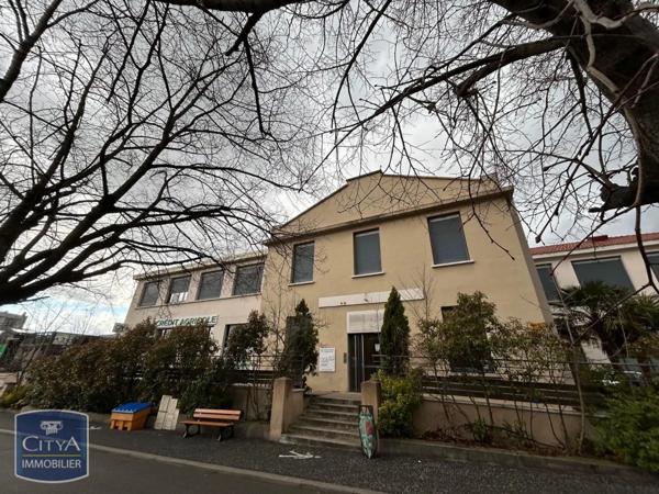 Local professionnel à louer