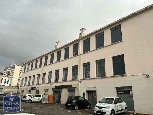 Local professionnel à louer