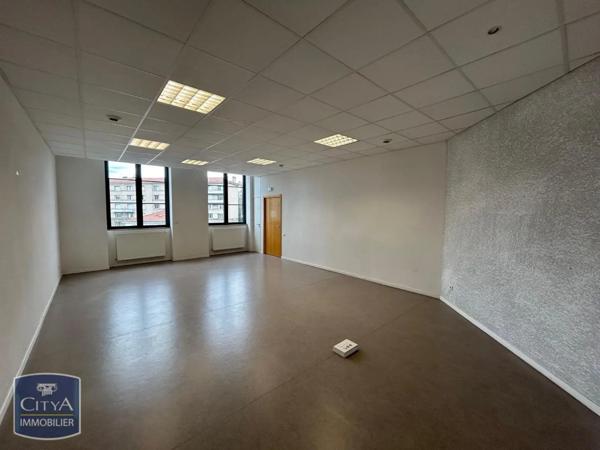 Local professionnel à louer