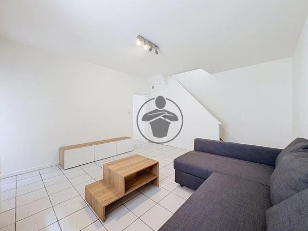 Location                                                      Maison
                        
                     3 pièces                      52 m2                     à Saint-Quentin