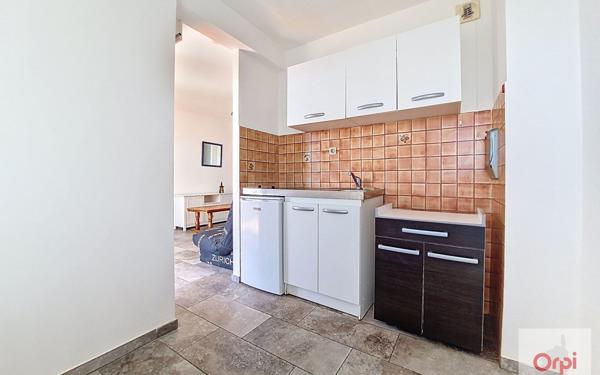 Appartement à louer    1 pièce •  Ajaccio