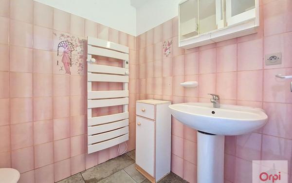 Appartement à louer    1 pièce •  Ajaccio