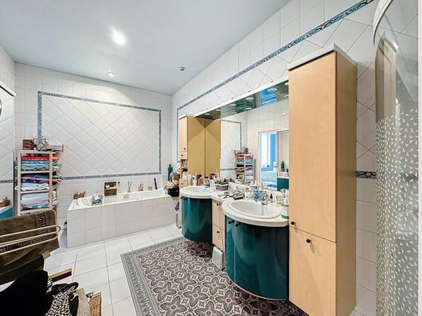 Maison à vendre 9 pièces de 182 m²