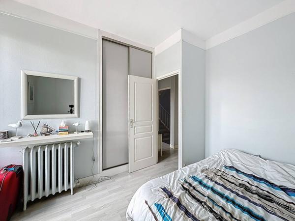 Maison à vendre 9 pièces de 182 m²