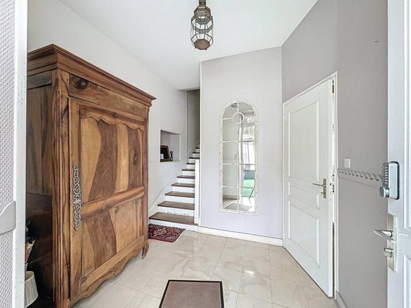 Maison à vendre 9 pièces de 182 m²