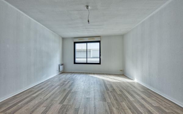 Appartement à vendre    2 pièces • 52,28 m2 Bordeaux