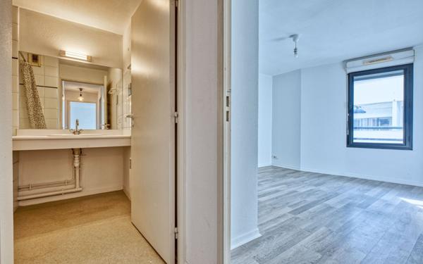 Appartement à vendre    2 pièces • 52,28 m2 Bordeaux
