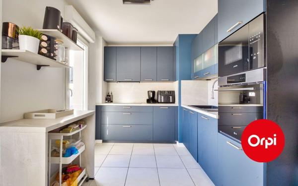 Appartement à vendre    5 pièces • 101,88 m2 Saint-Priest