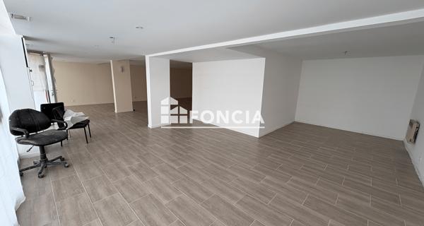 Location Local commercial 4 pièces 143.28 m² - Brest 29200