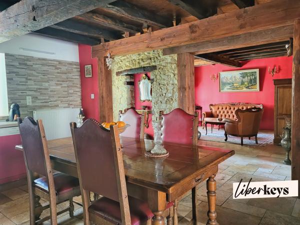 Bastide du XIXe siècle – 300 m² habitables – Dépendances 200 m2 – 3,5 hectares – Fort potentiel