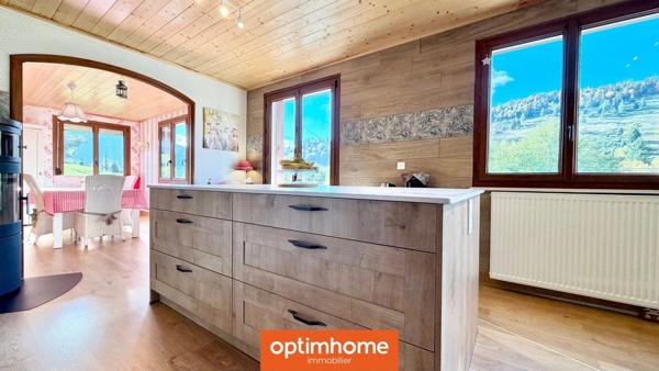 🌸 Nouveauté à Saint-Maurice-sur-Moselle – Maison coup de cœur entièrement rénovée – 3 chambres – Jardin 1597 m² – Vue montagne 🌸