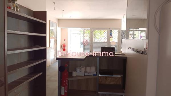 Commerce à louer 3 pièces de 119 m²