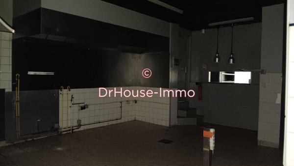 Commerce à louer 3 pièces de 119 m²