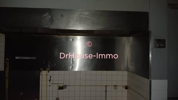 Commerce à louer 3 pièces de 119 m²