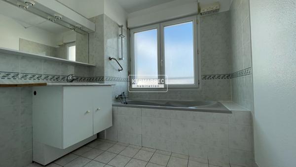 Appartement 3 pièces – 65 m² environ à Saint-Nazaire (ref : 79291SN)