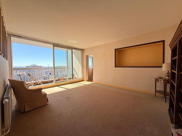 Appartement 4 pièces 85,34m2, VUE PARIS